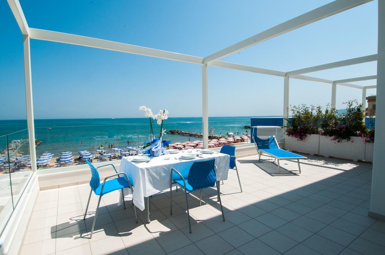 Lungomare Relax Residence Misano Adriatico Zewnętrze zdjęcie