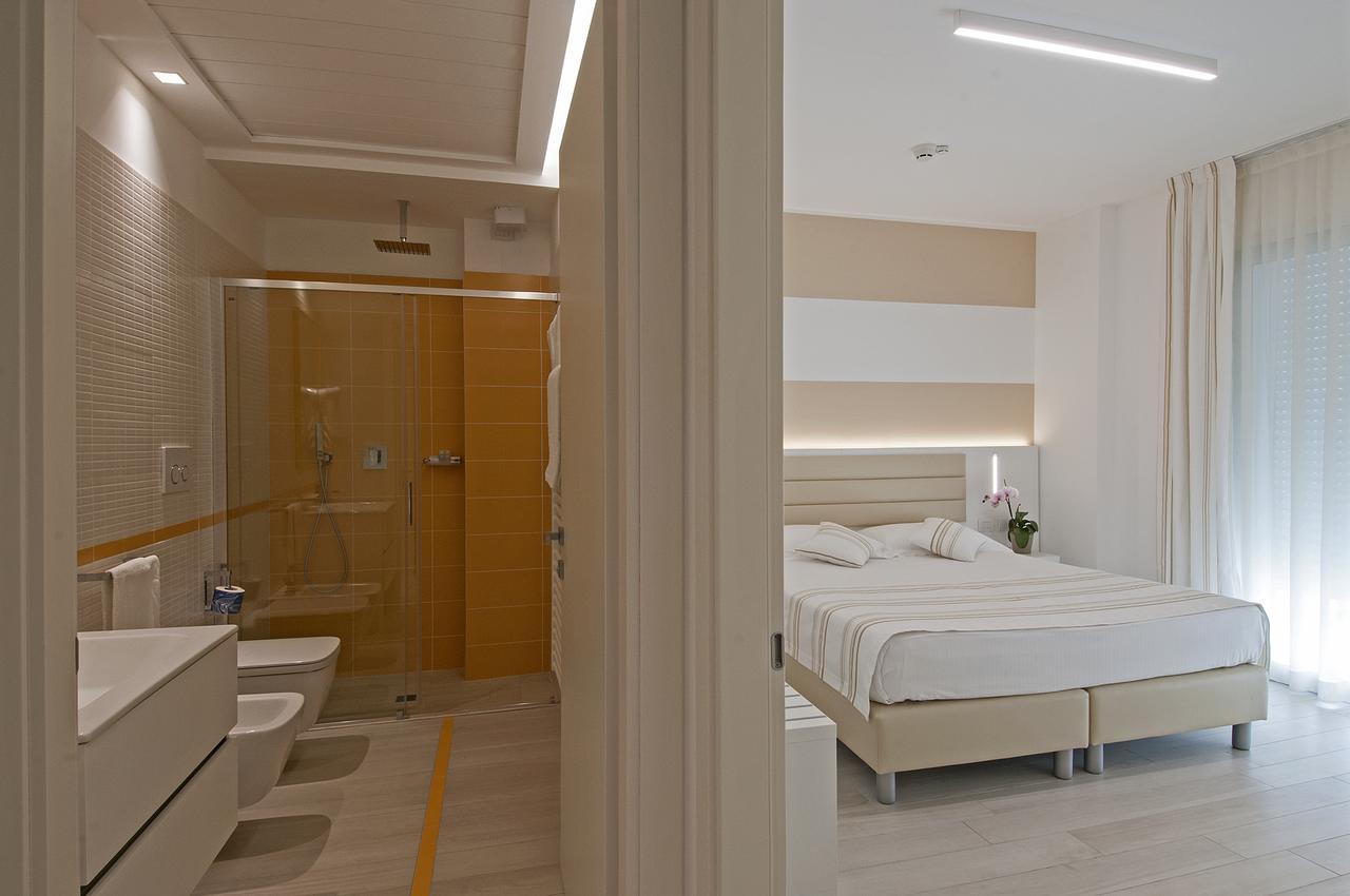 Lungomare Relax Residence Misano Adriatico Zewnętrze zdjęcie