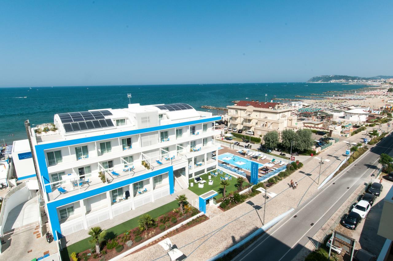 Lungomare Relax Residence Misano Adriatico Zewnętrze zdjęcie